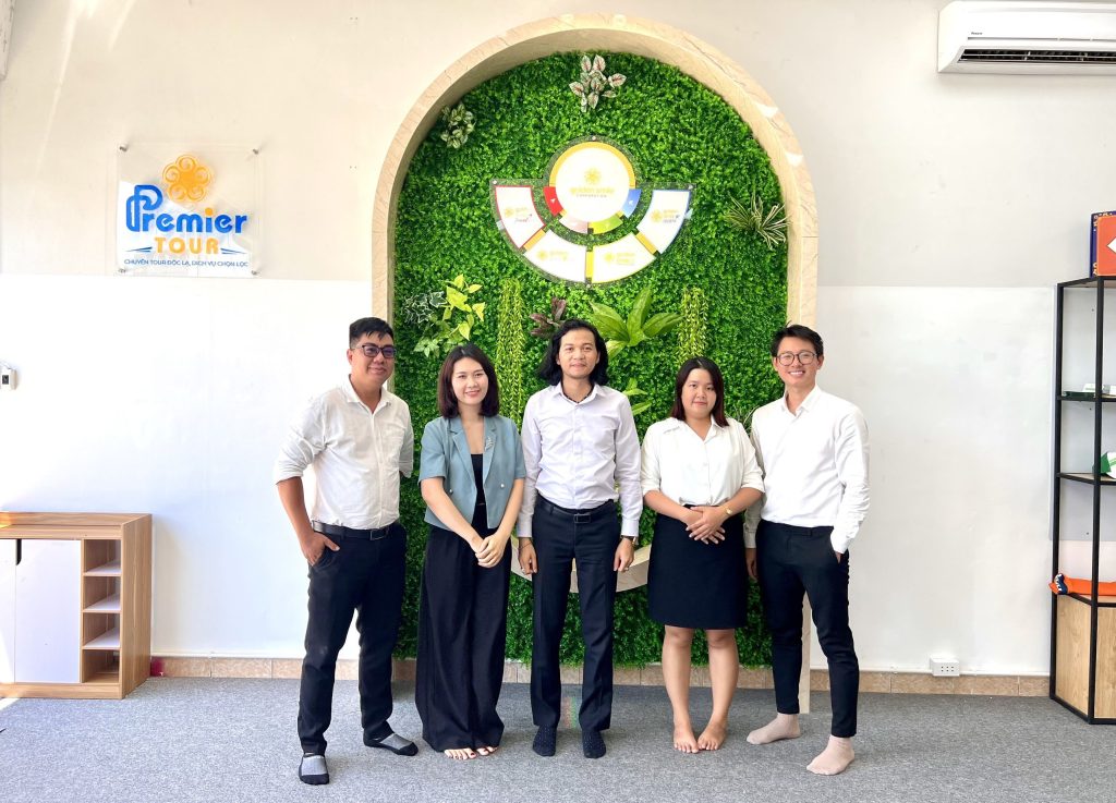 Văn phòng chi nhánh Đông Nam Bộ của Golden Smile Corporation chính thức đi vào hoạt động.